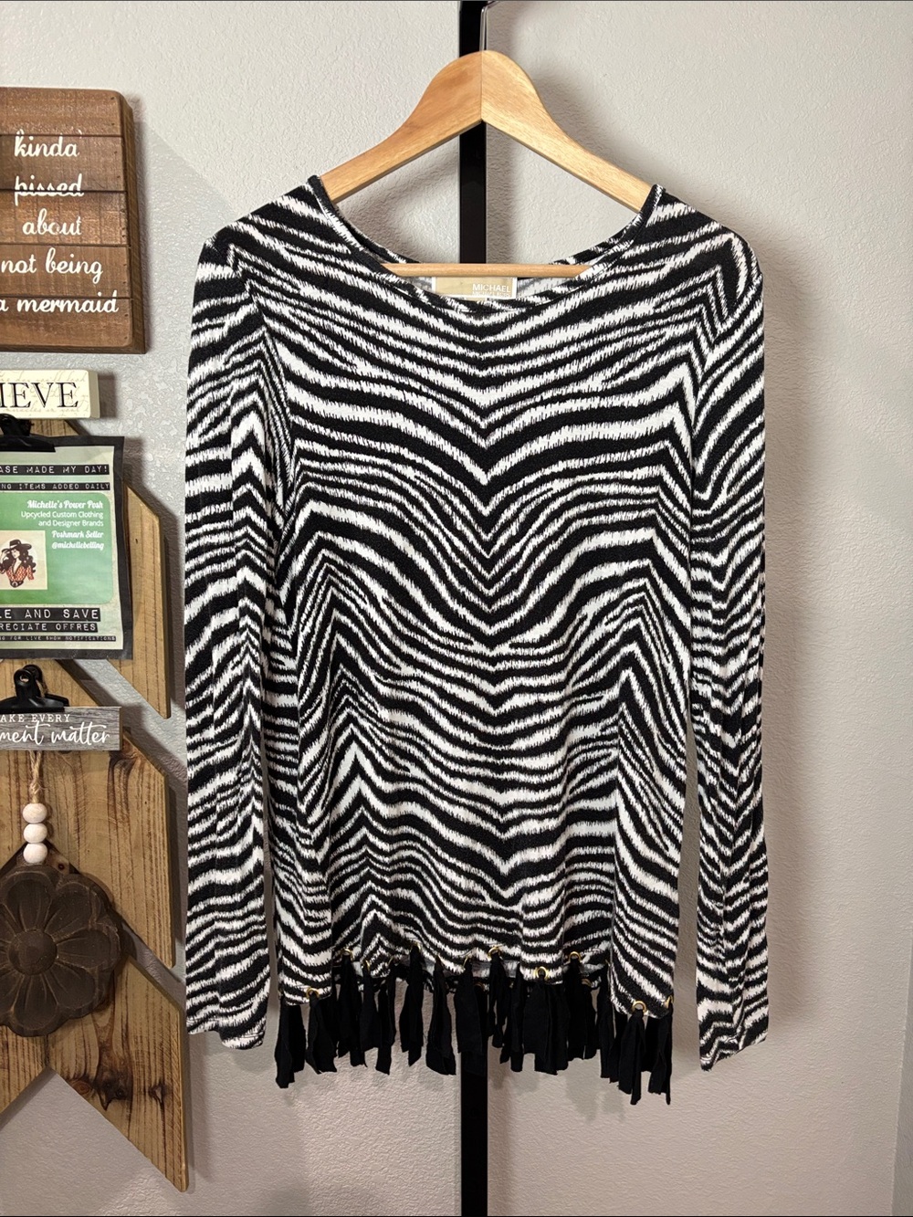 Michael Kors Black & White Zebra Fringe-Hem Long Sleeve Top pp19-24 L24 so soft!